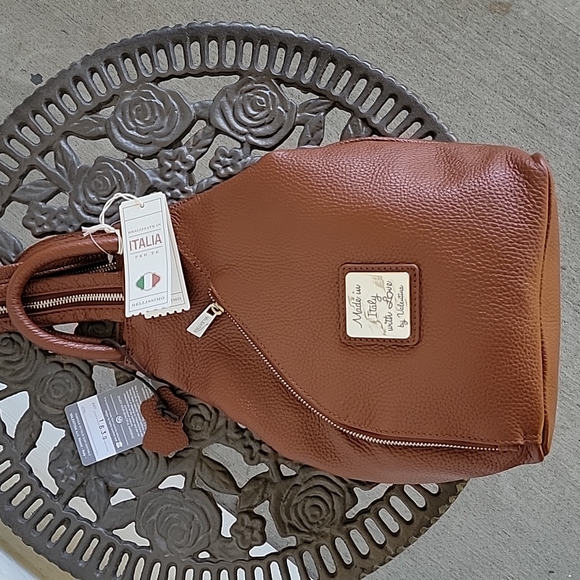Valentina Bags Nwt Valentina Italian Pebbled Leather Convertible